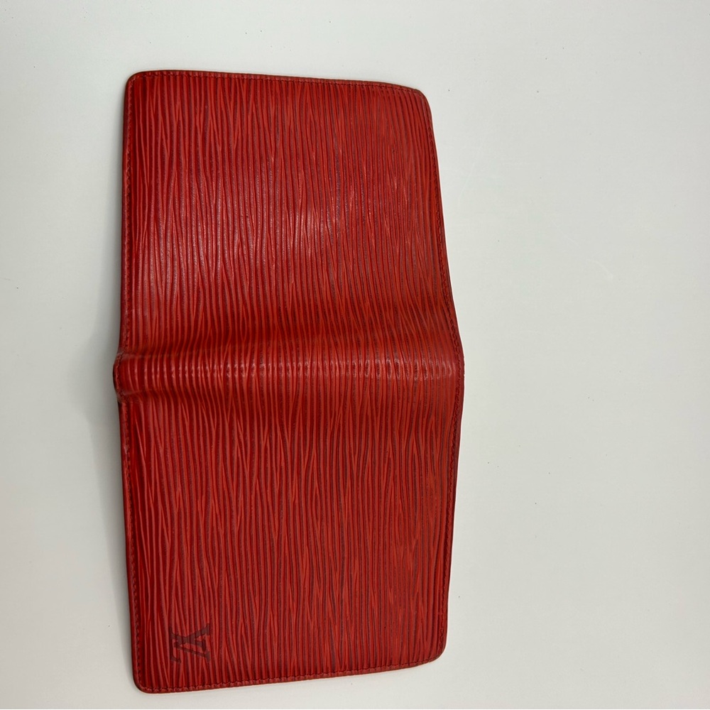 Louis Vuitton Red Leather Epi Wallet - Picture 4 of 9